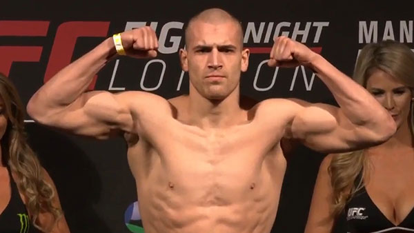 Tom Breese contre Oluwale Bamgbose