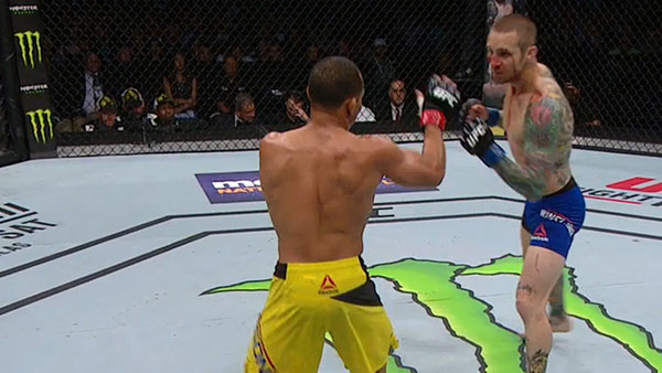 John Dodson contre Eddie Wineland