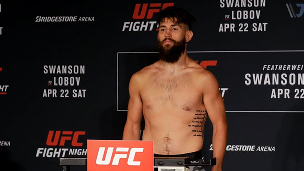 Bryan Barberena contre Joe Proctor