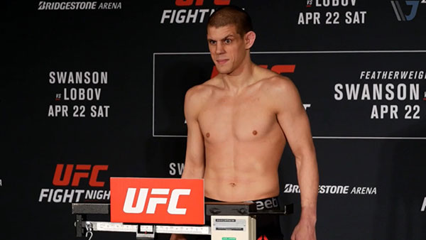 Joe Lauzon contre Steven Ray