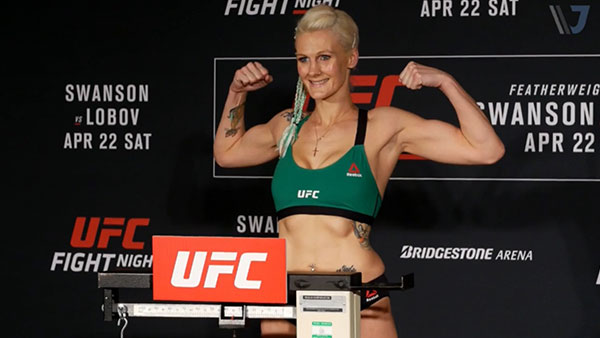 Alexis Davis contre Cindy Dandois