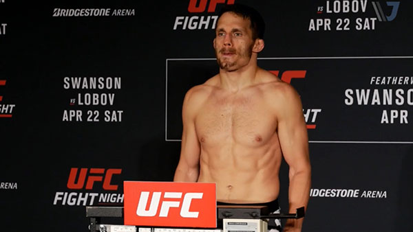 Jake Ellenberger contre Mike Perry