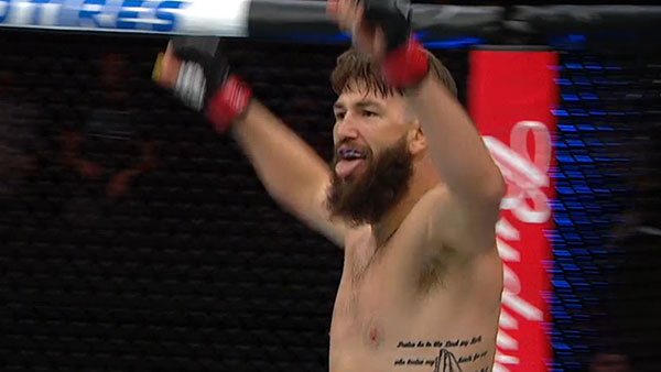 Bryan Barberena contre Joe Proctor