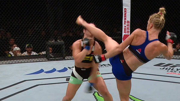 Holly Holm contre Bethe Correia