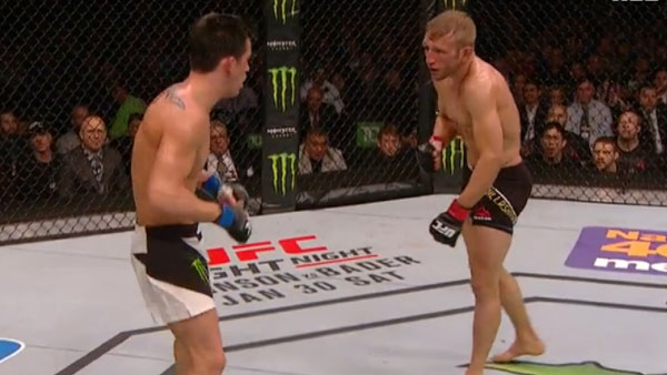 T.J. Dillashaw contre  Dominick Cruz