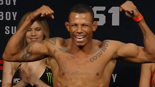 Donald Cerrone contre Alex Oliveira