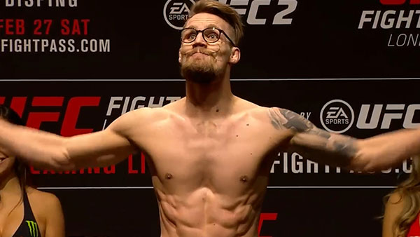 Teemu Packalen contre Thibault Gouti