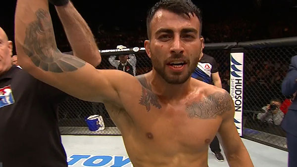 Makwan Amirkhani contre Mike Wilkinson