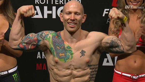 Josh Emmett contre Jon Tuck