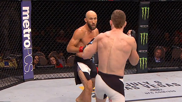 Josh Burkman contre Paul Felder