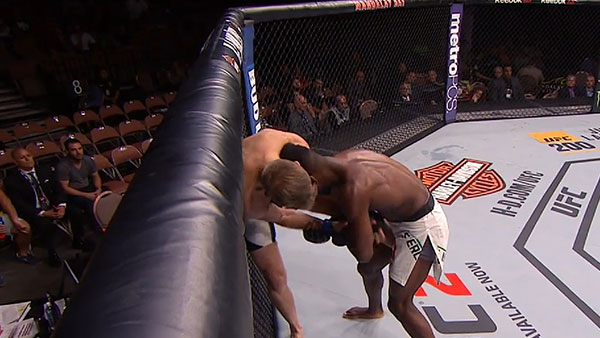 Aljamain Sterling contre Bryan Caraway