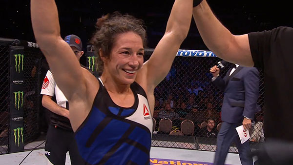 Sara McMann contre Jessica Eye