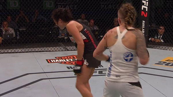 Valerie Letourneau contre Joanne Calderwood