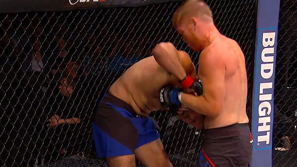 Eric Spicely contre Sam Alvey