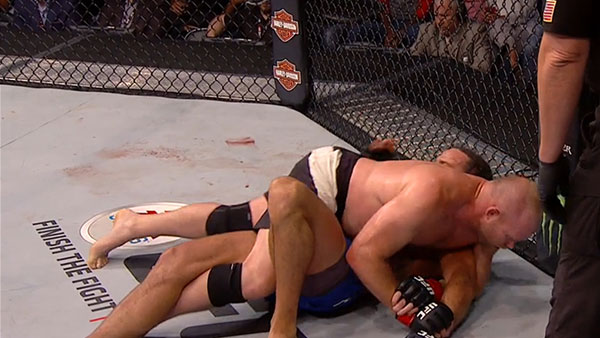 Tim Boetsch contre Josh Samman