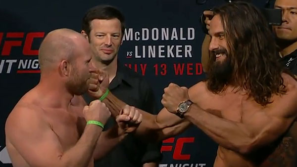 Tim Boetsch contre Josh Samman