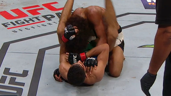 Yair Rodriguez contre Alex Caceres