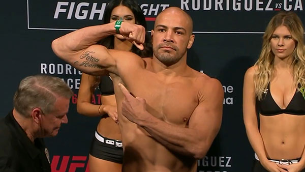 Thales Leites contre Chris Camozzi