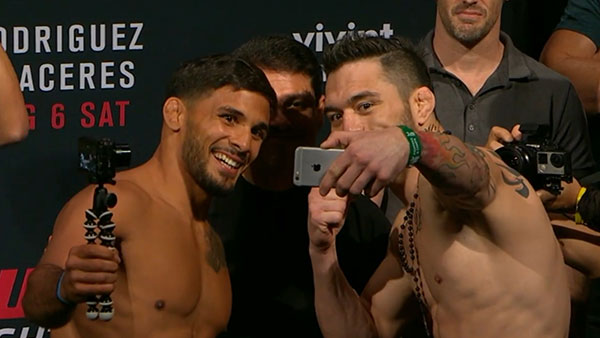 Dennis Bermudez contre Rony Mariano Bezerra