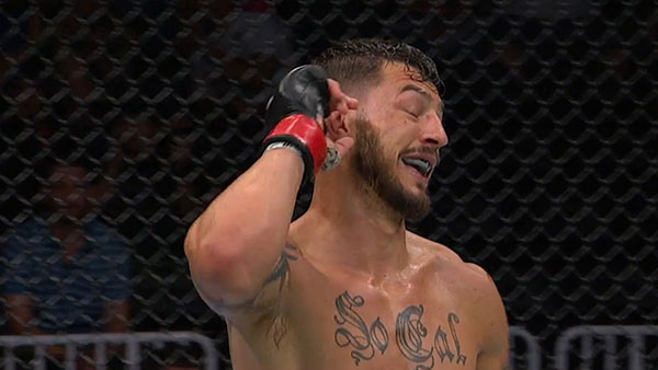 Cub Swanson contre Tatsuya Kawajiri