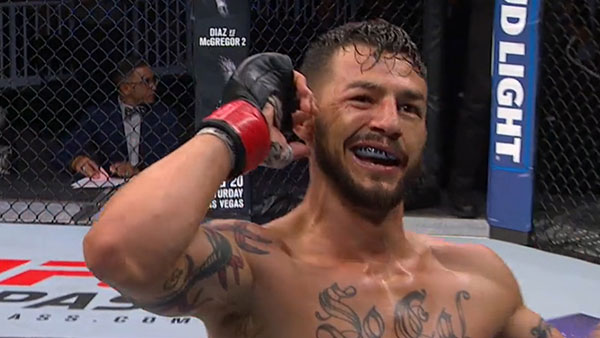 Cub Swanson contre Tatsuya Kawajiri