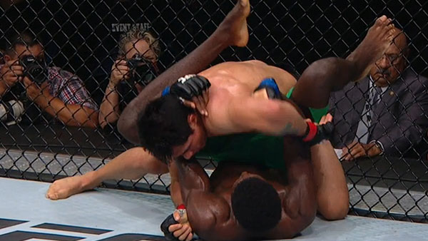 Erick Montano contre Randy Brown