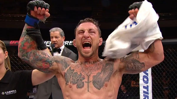 Glaico Franca Moreira contre Gregor Gillespie