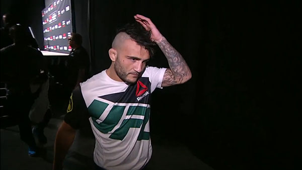 John Lineker contre John Dodson