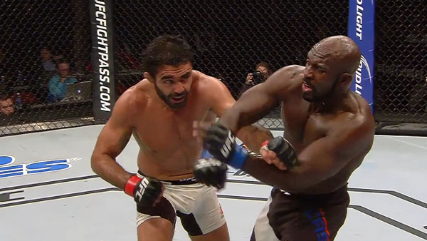 Rafael Natal contre Kevin Casey