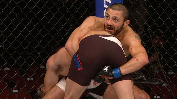 Levan Makashvili contre Damon Jackson