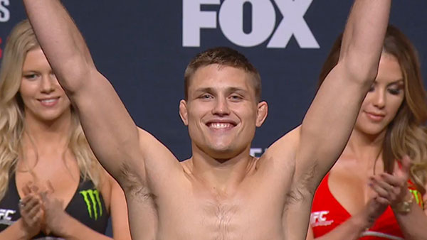 Drew Dober contre Islam Makhachev