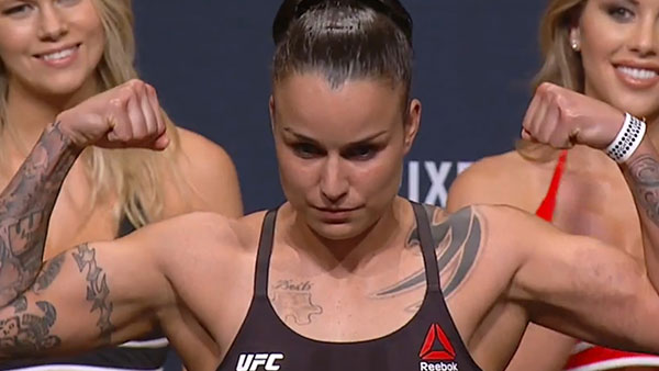 Bethe Correia contre Raquel Pennington