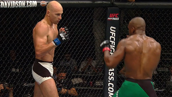 Kamaru Usman contre Alexander Yakovlev