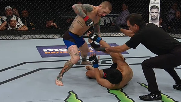 Eddie Wineland contre Takeya Mizugaki