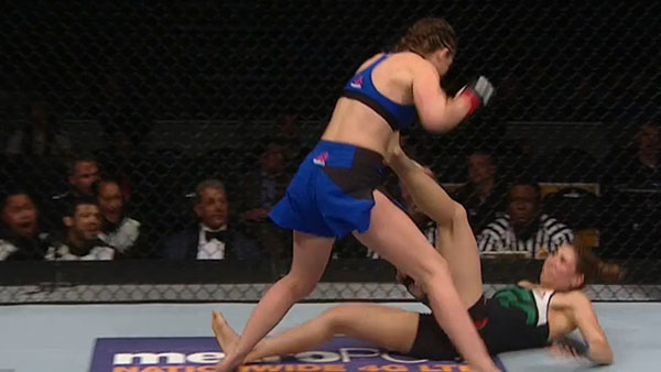 Leslie Smith contre Irene Aldana