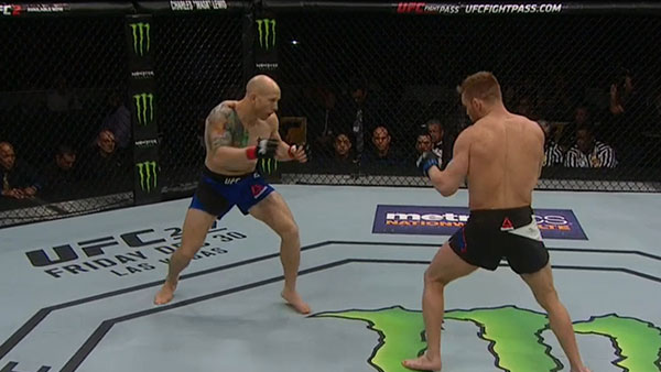 Josh Emmett contre Scott Holtzman