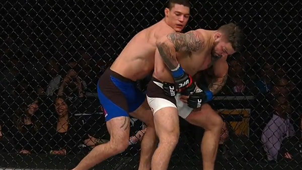 Alan Jouban contre Mike Perry