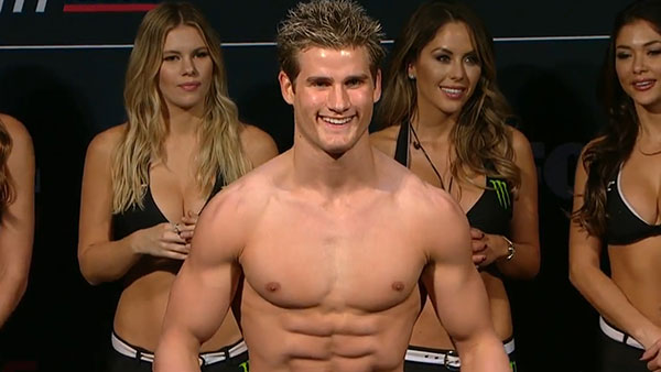 Sage Northcutt contre Mickey Gall