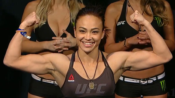 Paige VanZant contre Michelle Waterson