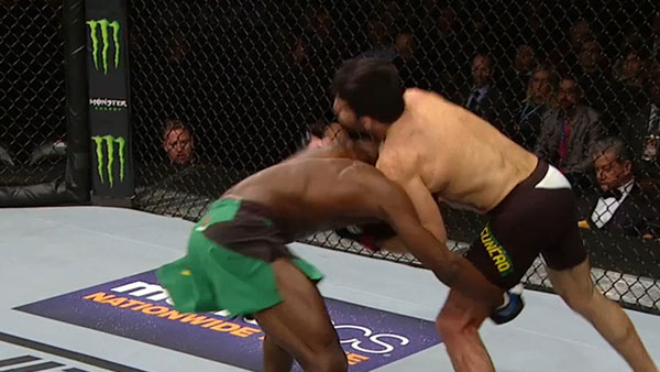 Raphael Assuncao contre Aljamain Sterling