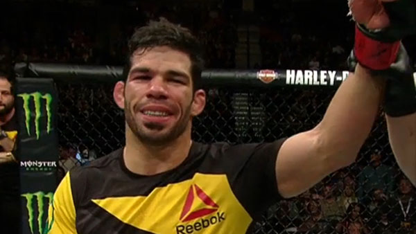 Raphael Assuncao contre Aljamain Sterling