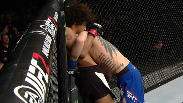 Alex Caceres contre Jason Knight