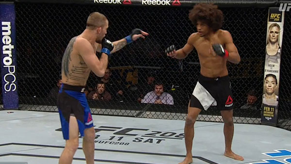 Alex Caceres contre Jason Knight