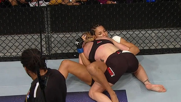 Valentina Shevchenko contre Julianna Pena