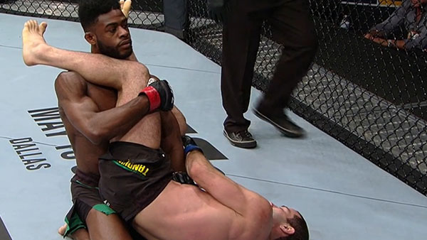 Aljamain Sterling contre Augusto Mendes