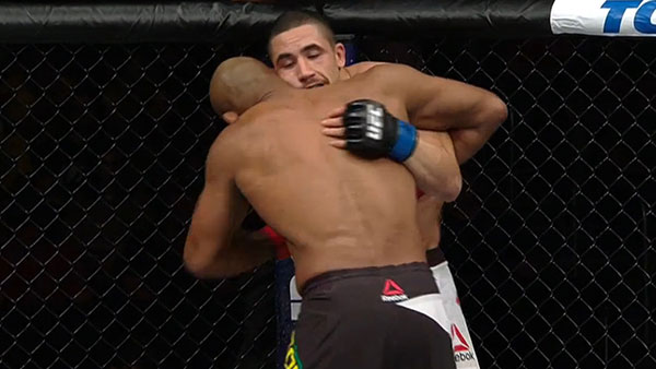 Ronaldo Souza contre Robert Whittaker