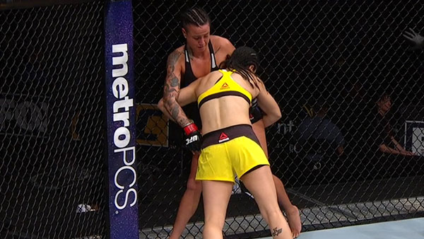 Ashlee Evans-Smith contre Ketlen Vieira