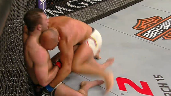 Gian Villante contre Ilir Latifi