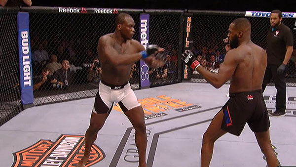 Jon Jones contre Ovince St. Preux