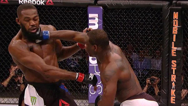 Jon Jones contre Ovince St. Preux